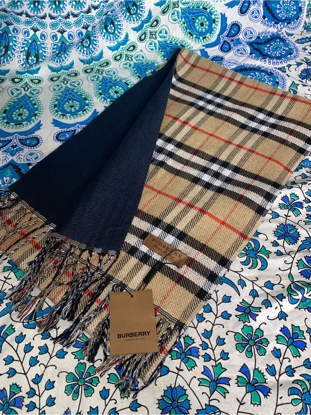 Burberry Men’s Tan Vintage Check Scarf with Navy Reverse